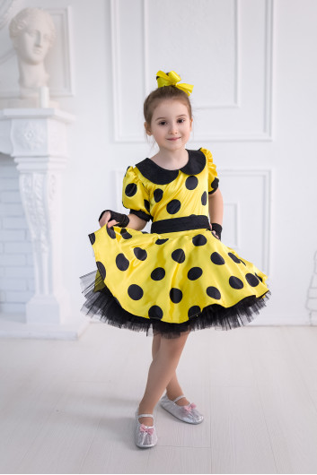 Костюми для дівчат